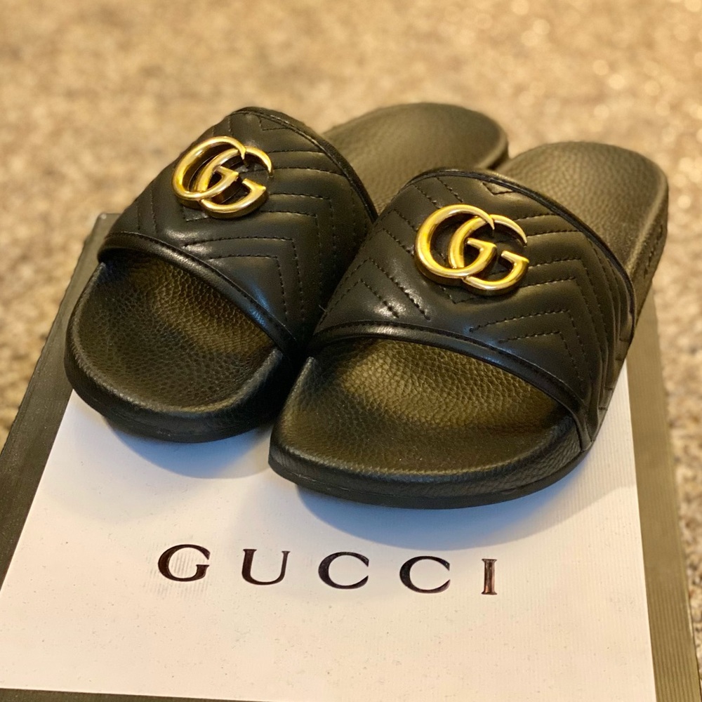 100% Authentic Gucci Pursuit Quilted Leather Slide